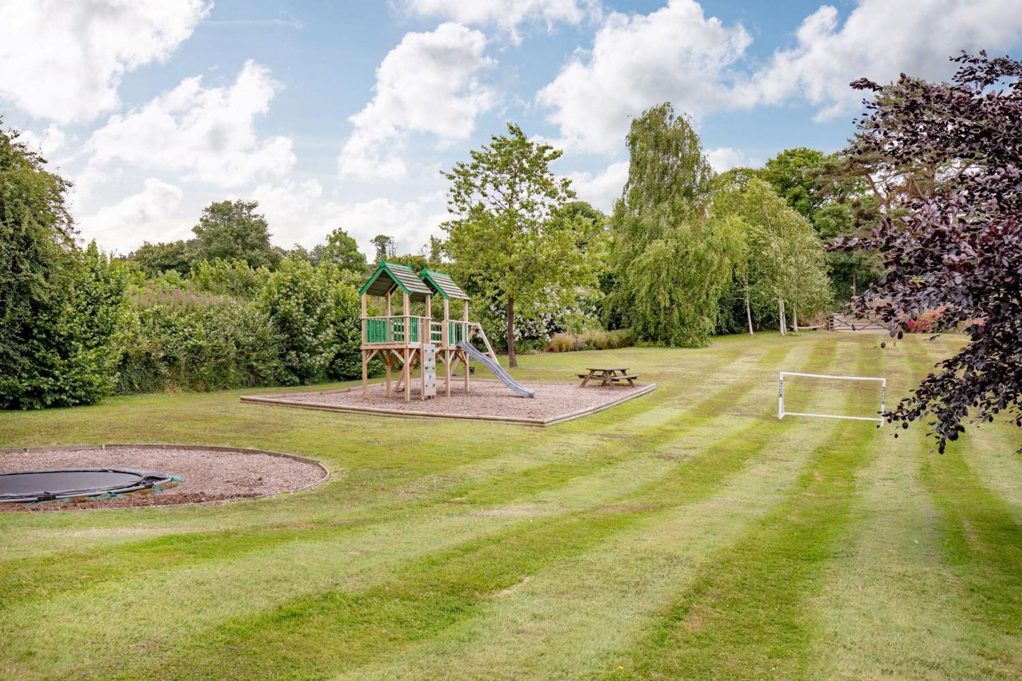 Sutton Barton Farmhouse Honiton Exterior photo